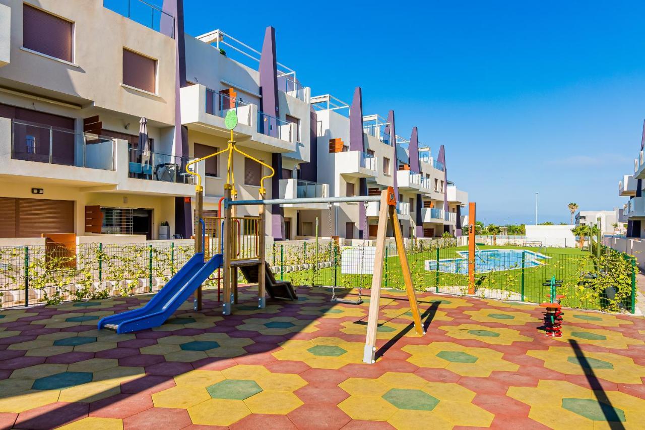 High Class 2 Bedroom Apartment With Underfloor Heating Torre de la Horadada Buitenkant foto